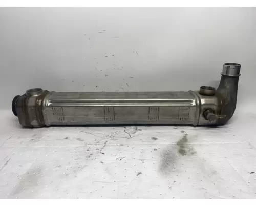 DETROIT DIESEL DD15 Engine Oil Cooler