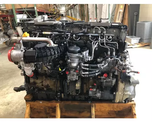 DETROIT DIESEL DD15 Engine