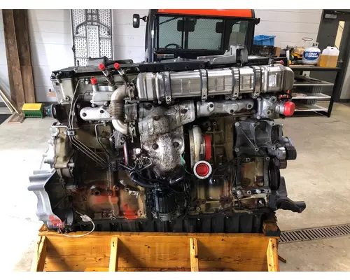 DETROIT DIESEL DD15 Engine