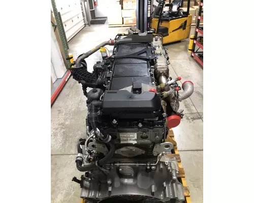 DETROIT DIESEL DD15 Engine