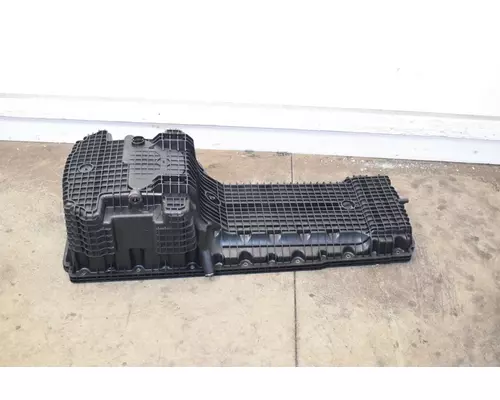 DETROIT DIESEL DD15 Oil Pan