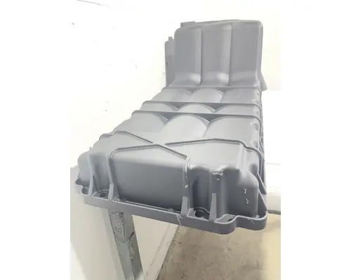 DETROIT DIESEL DD15 Oil Pan