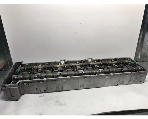 DETROIT DIESEL DD15 Valve Cover Base