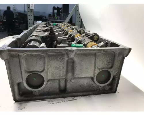 DETROIT DIESEL DD15 Valve Cover Base