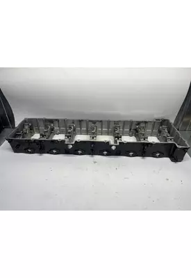 DETROIT DIESEL DD15 Valve Cover Base