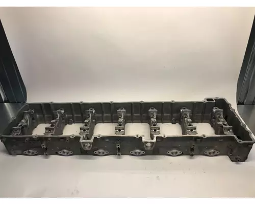 DETROIT DIESEL DD15 Valve Cover