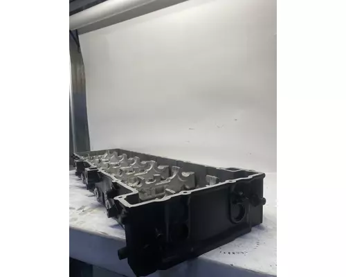 DETROIT DIESEL DD15 Valve Cover