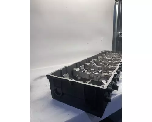 DETROIT DIESEL DD15 Valve Cover