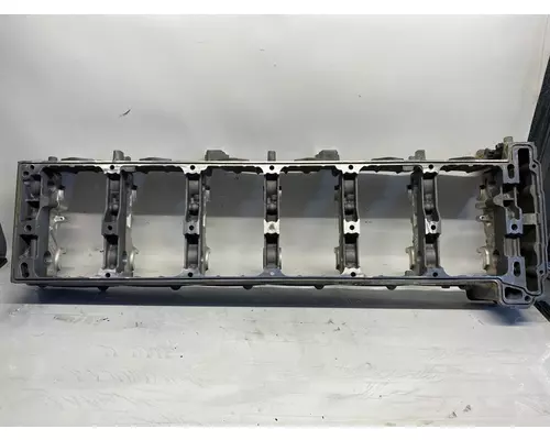 DETROIT DIESEL DD15 Valve Cover