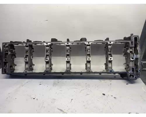 DETROIT DIESEL DD15 Valve Cover