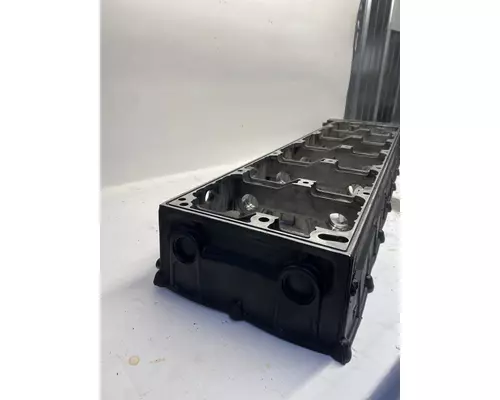 DETROIT DIESEL DD15 Valve Cover