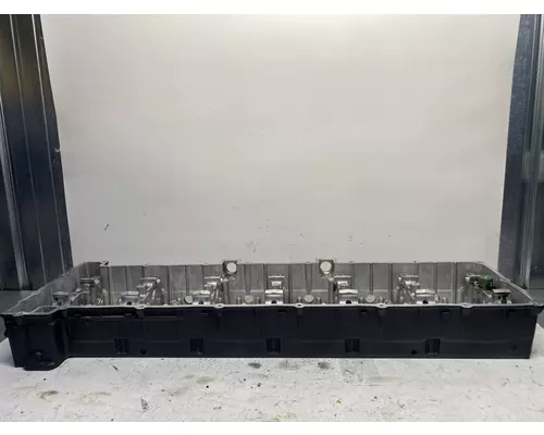 DETROIT DIESEL DD15 Valve Cover