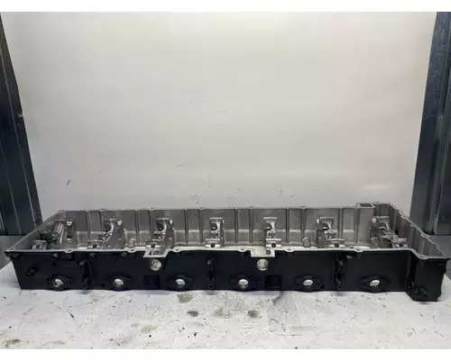 DETROIT DIESEL DD15 Valve Cover
