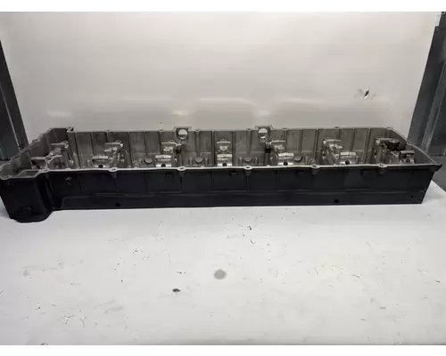 DETROIT DIESEL DD15 Valve Cover
