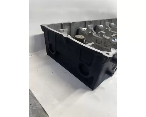 DETROIT DIESEL DD15 Valve Cover