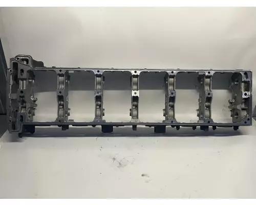 DETROIT DIESEL DD15 Valve Cover