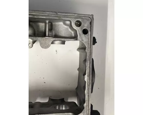 DETROIT DIESEL DD15 Valve Cover