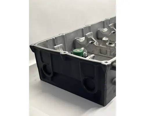 DETROIT DIESEL DD15 Valve Cover