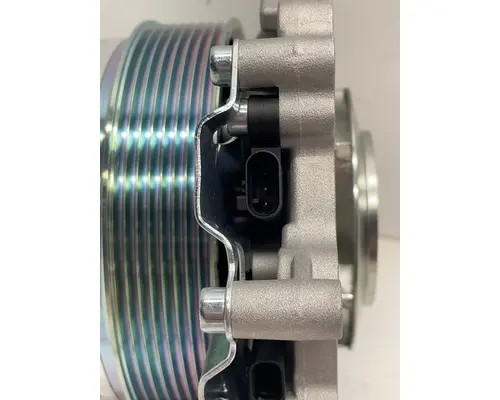 DETROIT DIESEL DD15 Water Pump