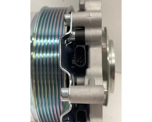 DETROIT DIESEL DD15 Water Pump