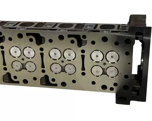 DETROIT DIESEL DD16 Cylinder Head