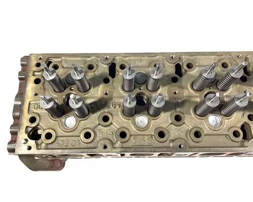 DETROIT DIESEL DD16 Cylinder Head
