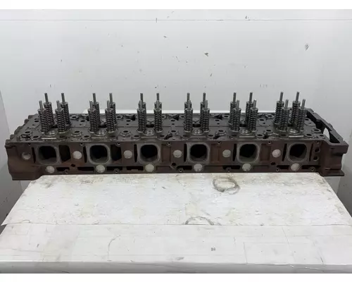 DETROIT DIESEL DD16 Engine Cylinder Head