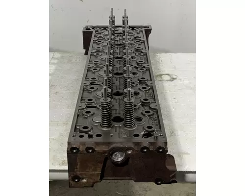 DETROIT DIESEL DD16 Engine Cylinder Head