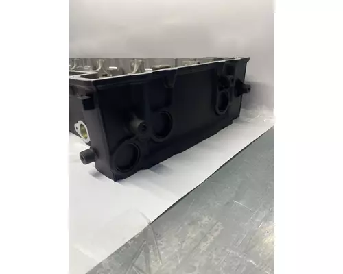 DETROIT DIESEL DD16 Valve Cover