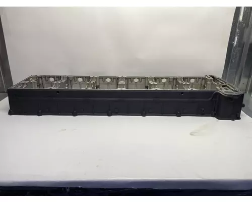 DETROIT DIESEL DD16 Valve Cover