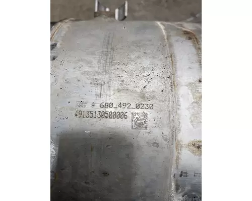 DETROIT DIESEL DD8 DPF (Diesel Particulate Filter)