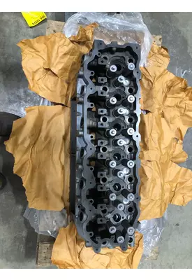 DETROIT DIESEL Series 50 Engine Cylinder Head