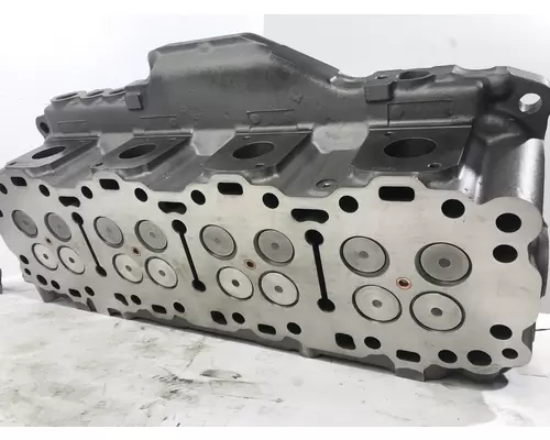 DETROIT DIESEL Series 50 Engine Cylinder Head