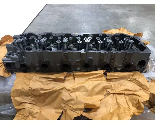 DETROIT DIESEL Series 50 Engine Cylinder Head