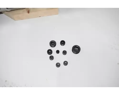 DETROIT DIESEL Series 60 14.0L Cylinder Head