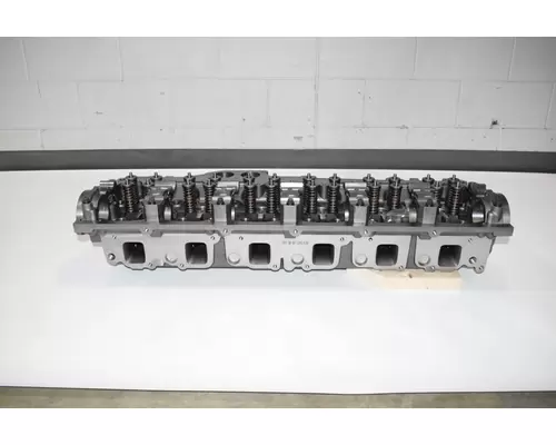 DETROIT DIESEL Series 60 14.0L Cylinder Head