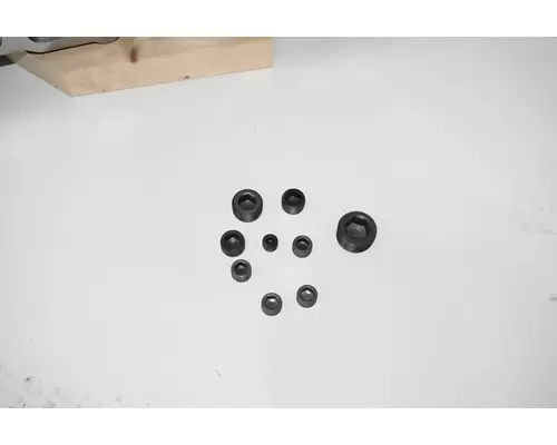 DETROIT DIESEL Series 60 14.0L Cylinder Head