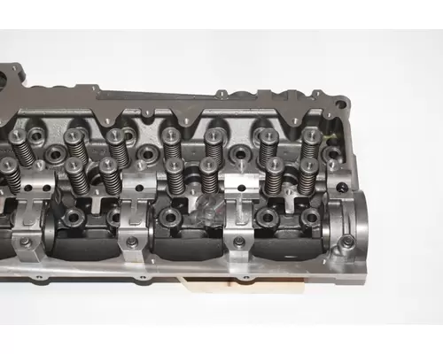 DETROIT DIESEL Series 60 14.0L Engine Cylinder Head