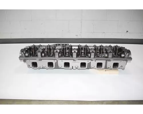 DETROIT DIESEL Series 60 14.0L Engine Cylinder Head