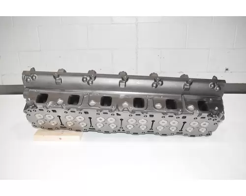 DETROIT DIESEL Series 60 14.0L Engine Cylinder Head