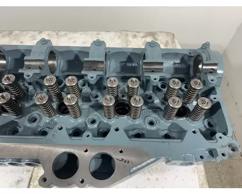 DETROIT DIESEL Series 60 DDEC III 12.7L Engine Cylinder Head