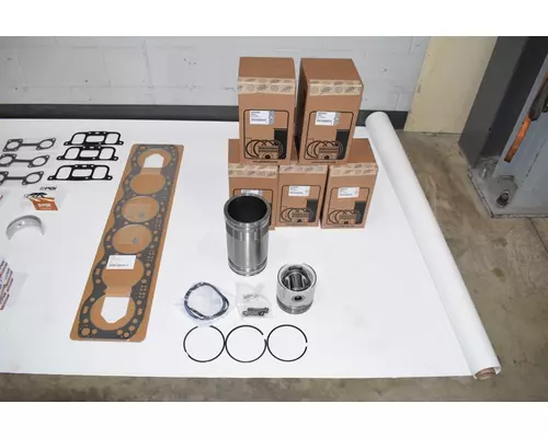 DETROIT DIESEL Series 60 DDEC III 12.7L Engine Reman Kit