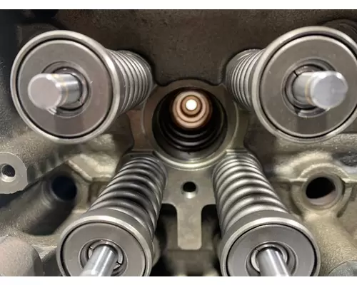 DETROIT DIESEL Series 60 DDEC IV 12.7L Cylinder Head