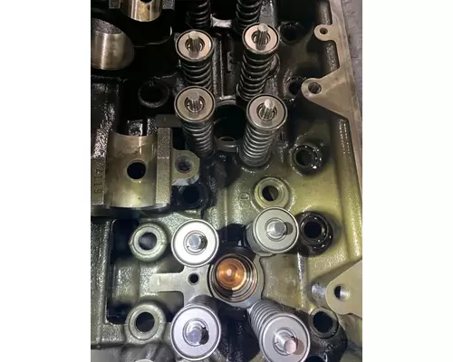 DETROIT DIESEL Series 60 DDEC IV 12.7L Engine Cylinder Head