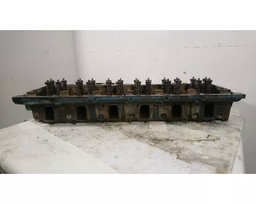 DETROIT DIESEL Series 60 DDEC IV 12.7L Engine Cylinder Head