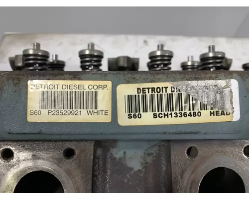 DETROIT DIESEL Series 60 DDEC IV 12.7L Engine Cylinder Head