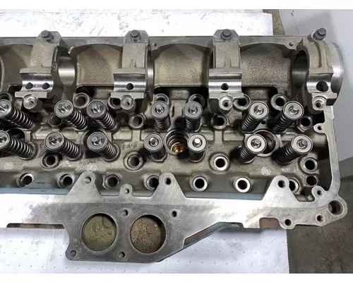 DETROIT DIESEL Series 60 DDEC IV 12.7L Engine Cylinder Head