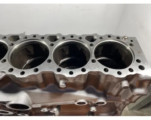 DETROIT DIESEL Series 60 DDEC V 12.7L Cylinder Block