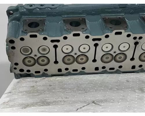 DETROIT DIESEL Series 60 DDEC V 14.0L Cylinder Head
