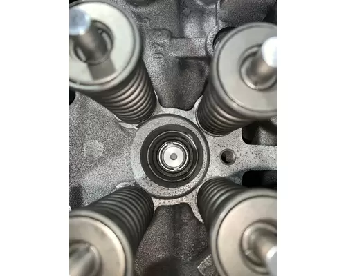 DETROIT DIESEL Series 60 DDEC V 14.0L Cylinder Head